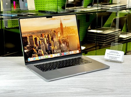 Macbook Air A3114 2024